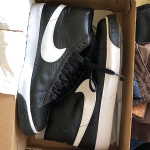 Nike blazer